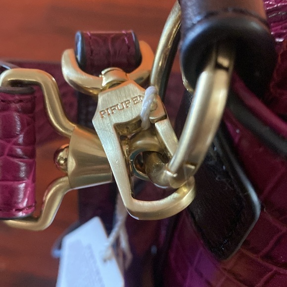 Crocodile crossbody, genuine, laser, purse, 👜 - Picture 7 of 10